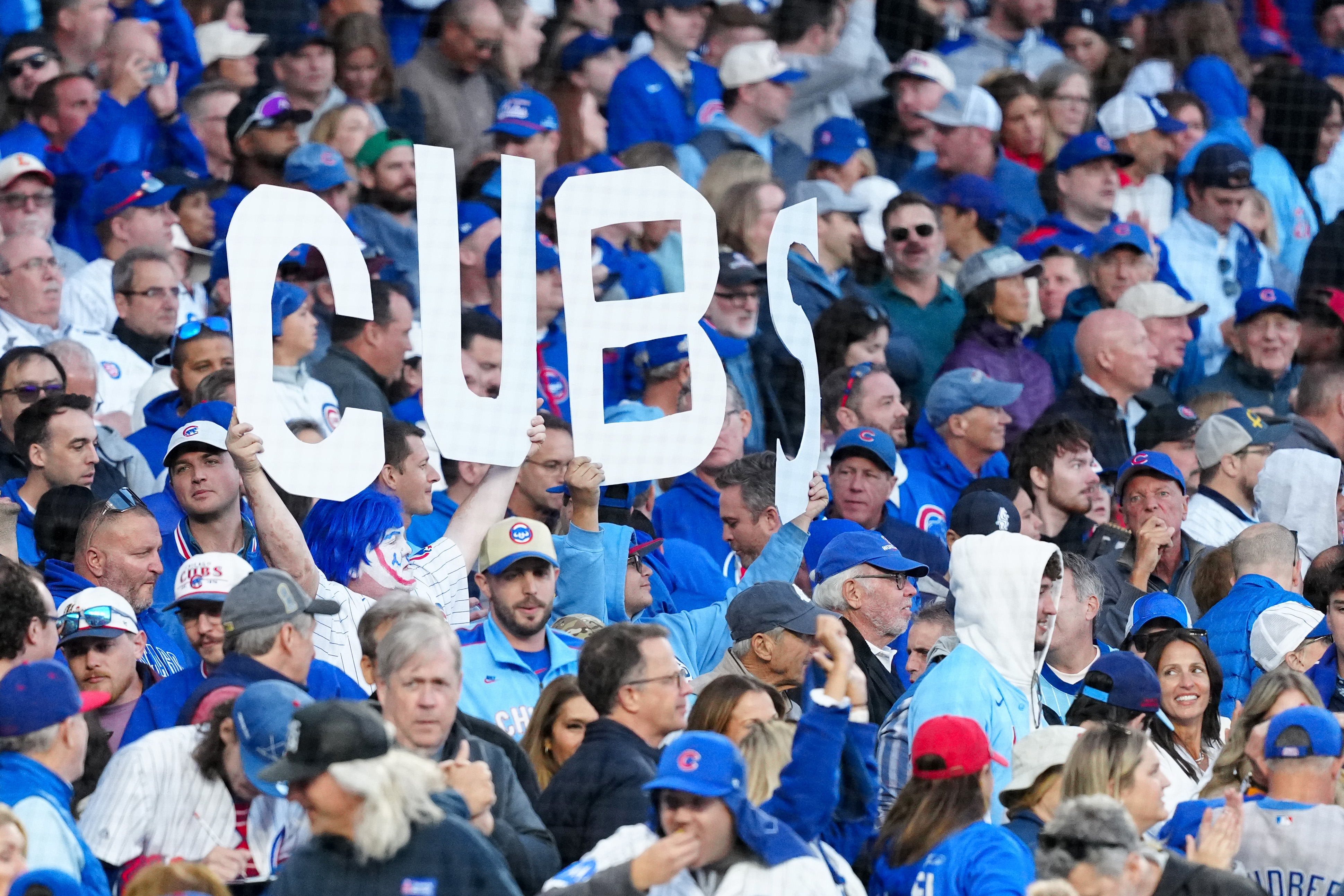 Chicago Cubs' game time vs. Reds moved up due to weather concerns
