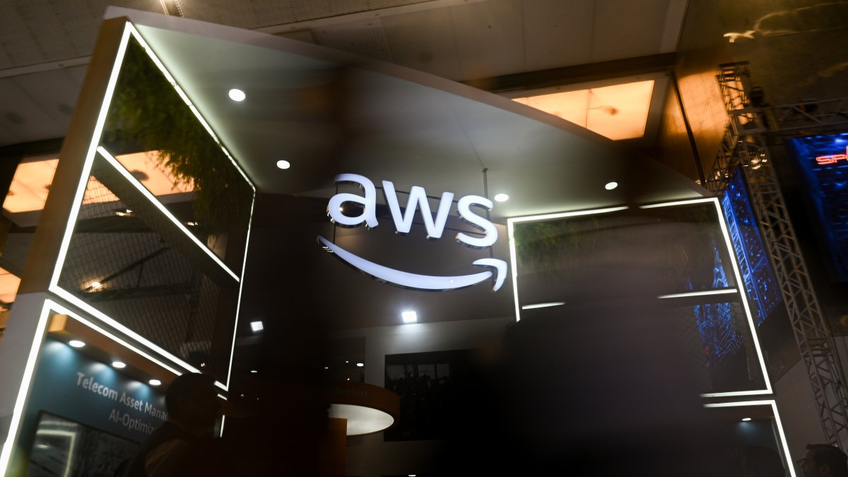 What is an AWS incident and what caused it? – NBC Chicago