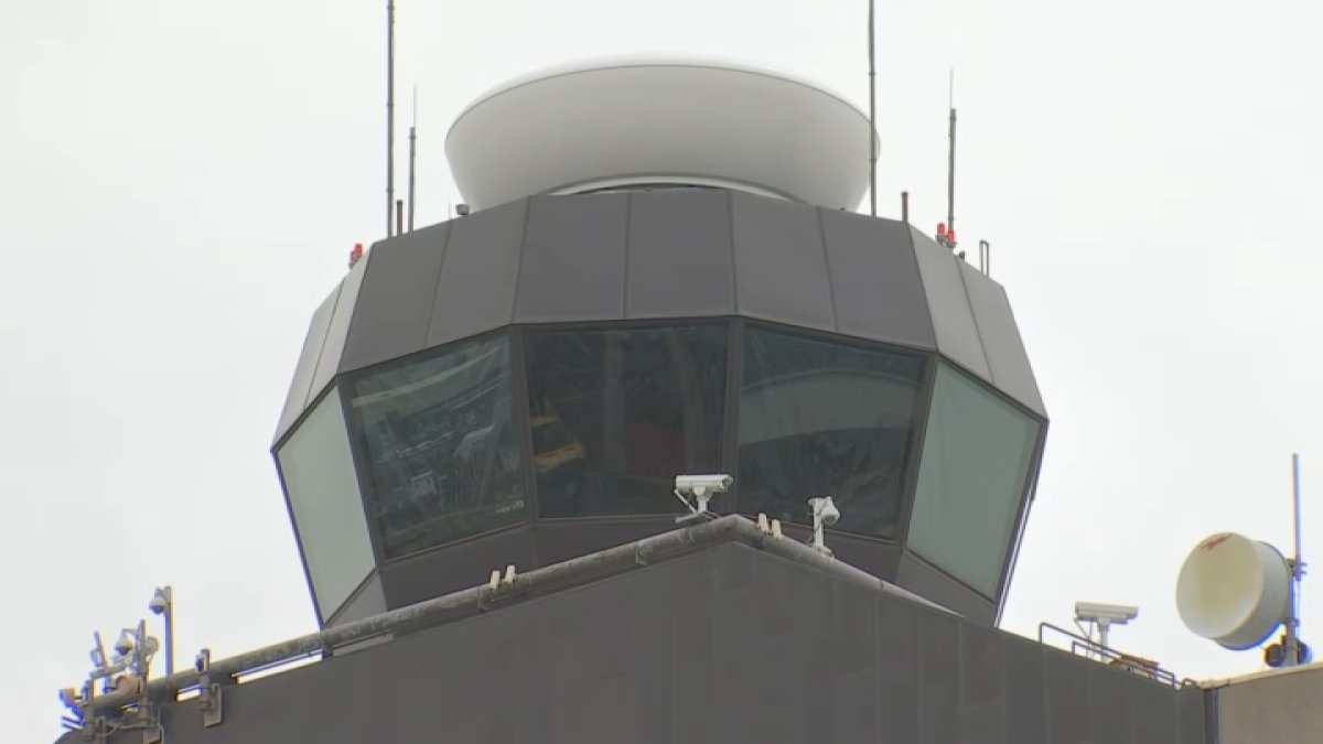 Flights to O'Hare grounded temporarily after fire alarm in air traffic control tower