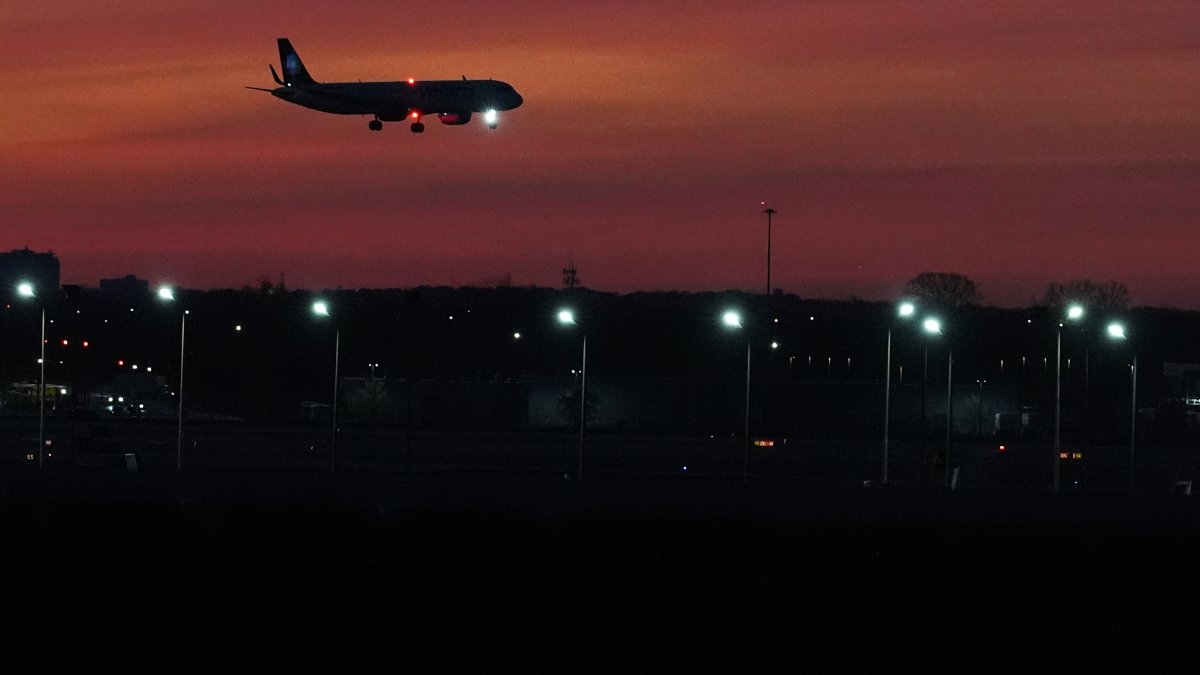 FAA investigating after another blown tire incident at OHare