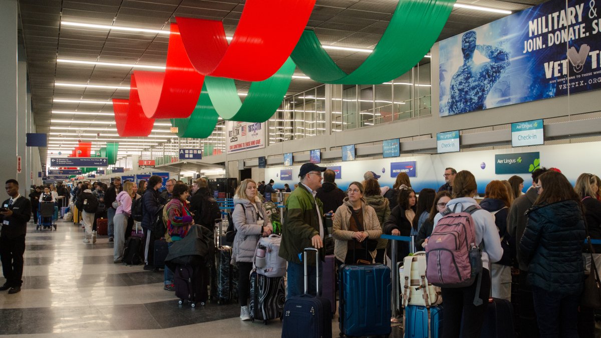 Chicago O'Hare Airport to see ‘busiest Thanksgiving travel season on record'