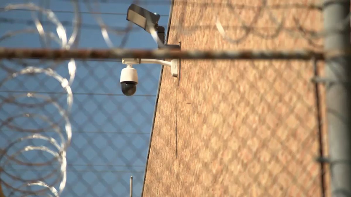 Judge appears poised to issue order on ‘unacceptable' conditions at Broadview ICE facility