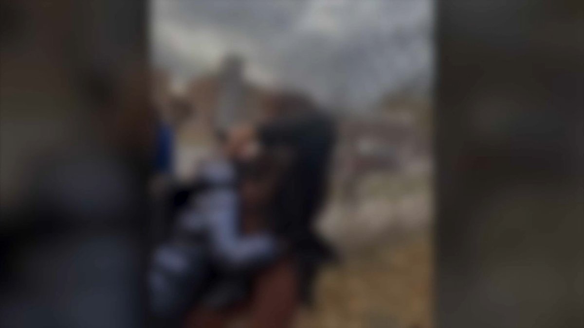 Chicagoans step up to help family after mom and 9-year-old son beaten by group of kids Chicagoans step up to help family after mom and 9-year-old son beaten by group of kids