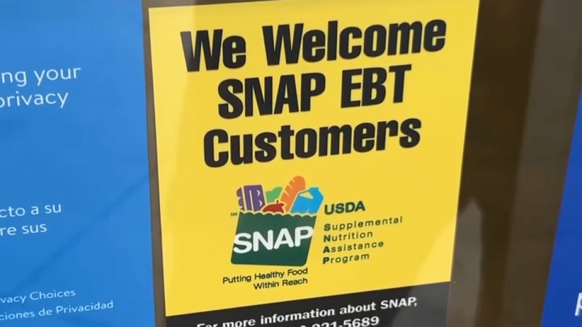 Illinois SNAP recipients could receive partial payments beginning Friday