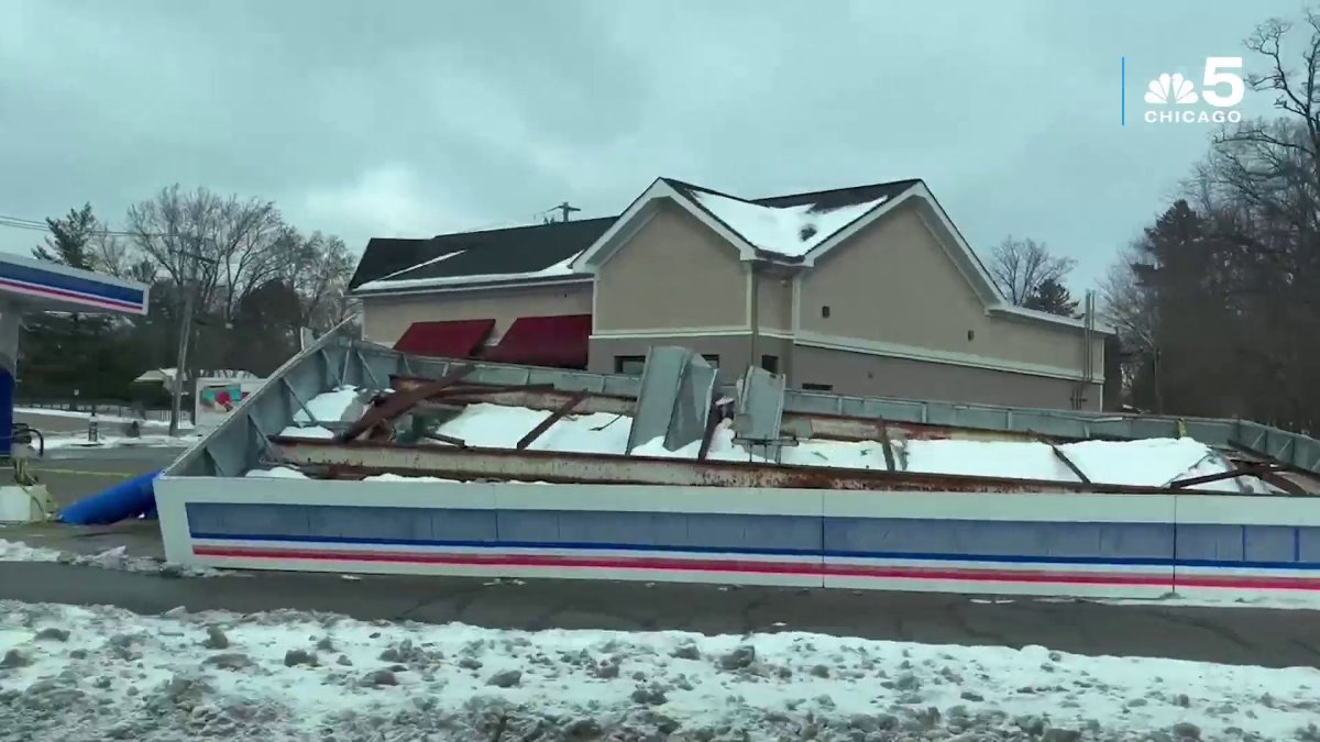 Cary gas station canopy collapses in snow – NBC Chicago