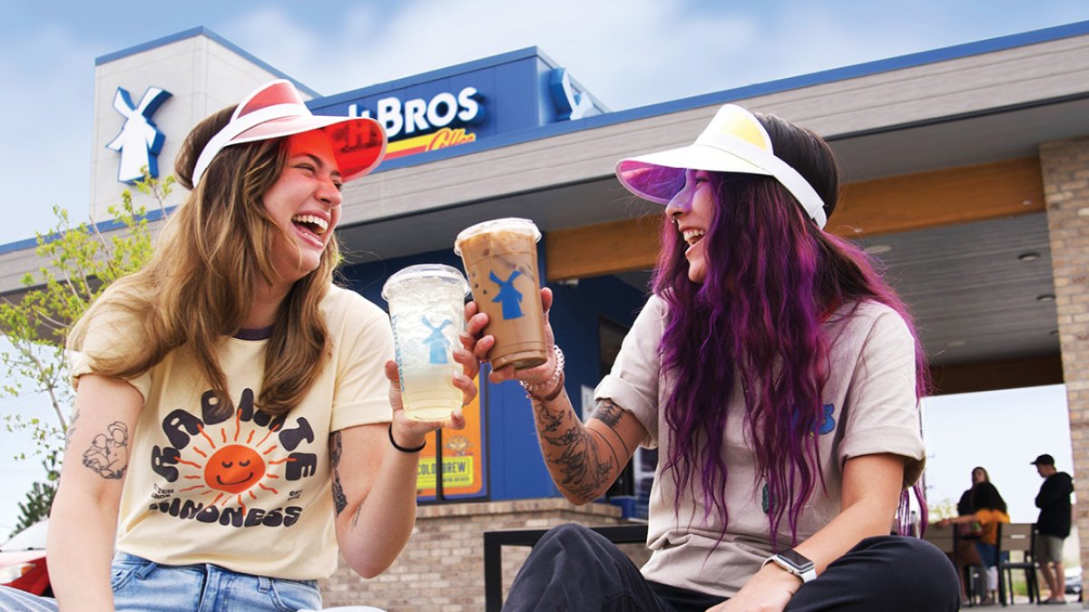 Second Dutch Bros drive-thru coffee location in Illinois opens Monday