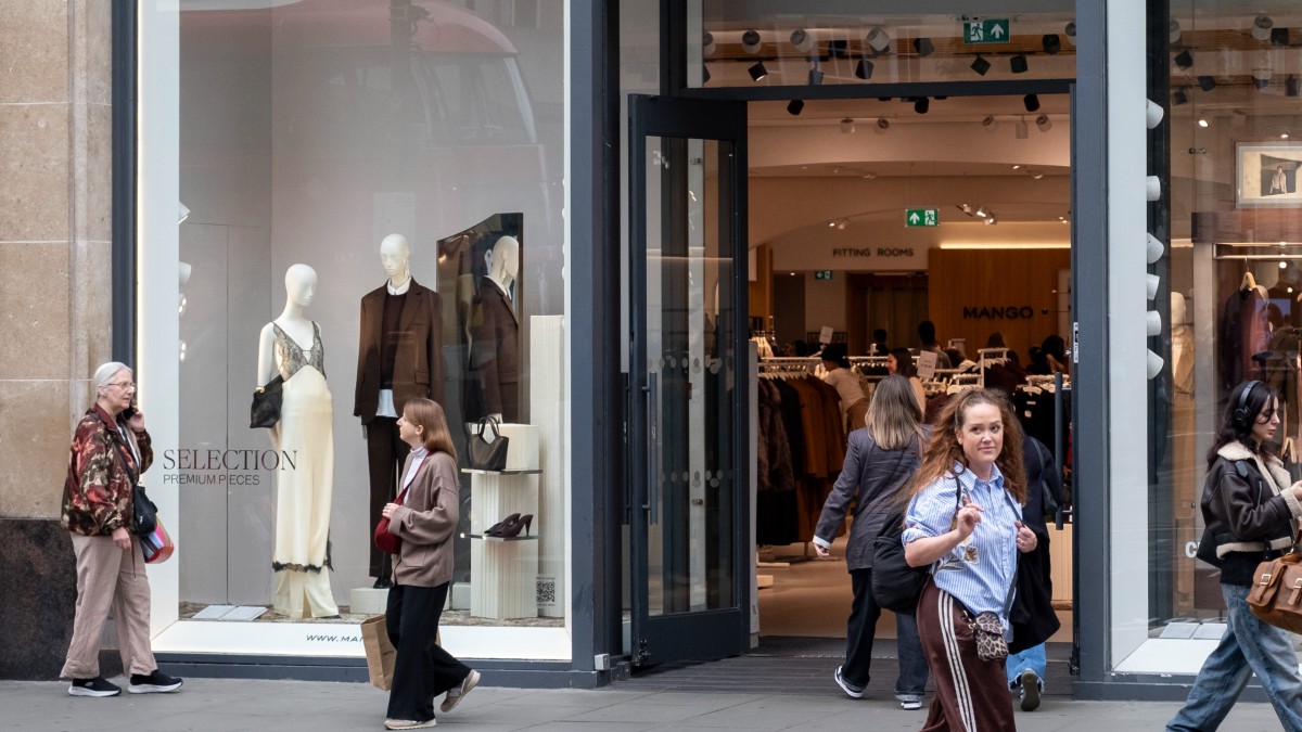 Major fashion retailer Mango opens first-ever store in Chicago on popular Mag Mile