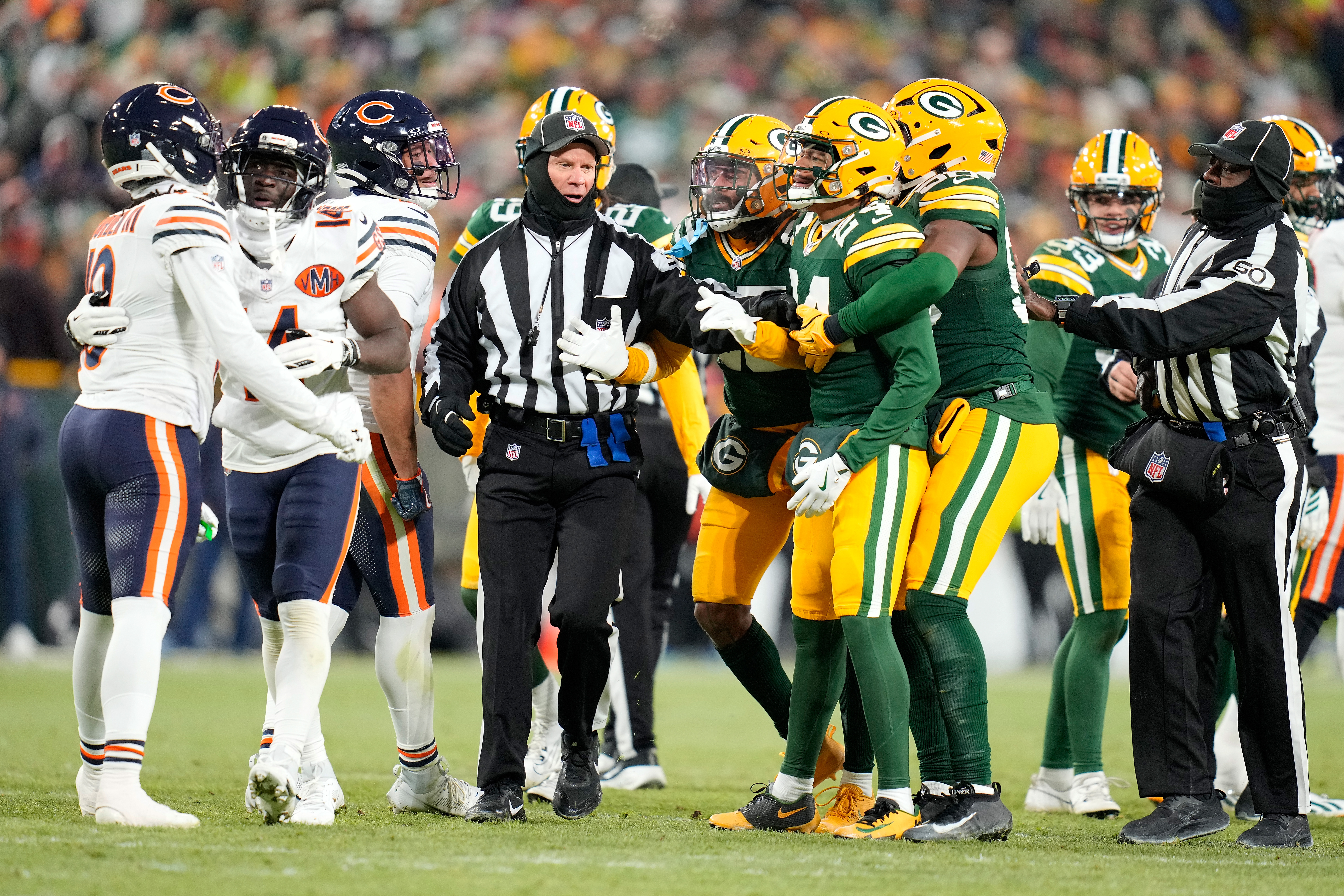 What TV Channel Is The Bears Vs Packers Game NBC Chicago GettyImages 2251020629