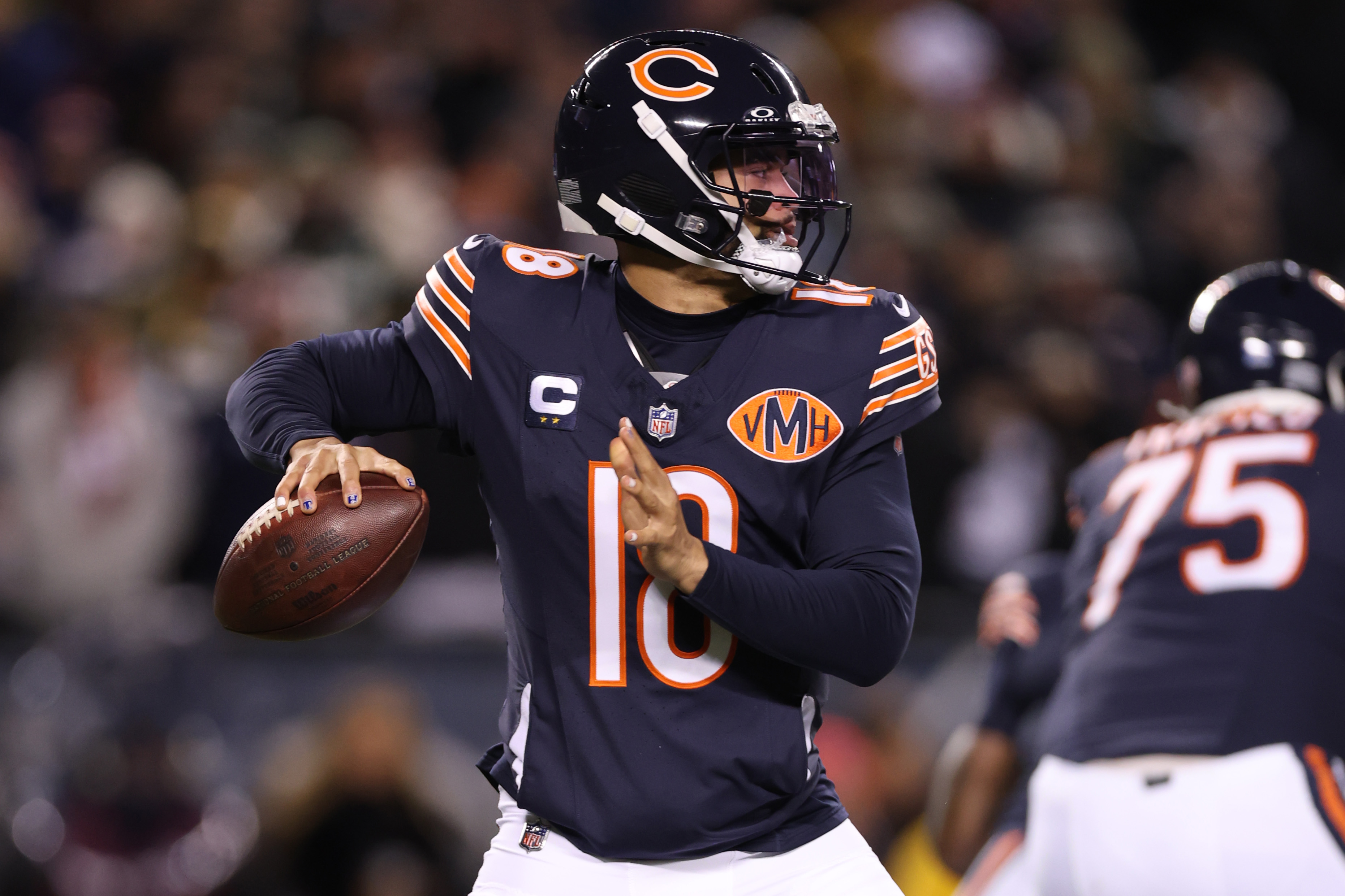 Caleb Williams sets Bears single-season passing record Sunday