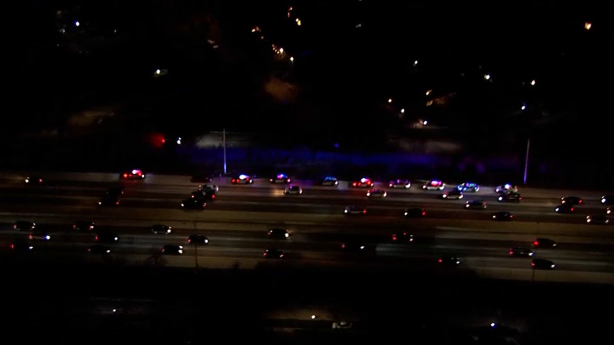Police activity prompts major delays on Edens Expressway