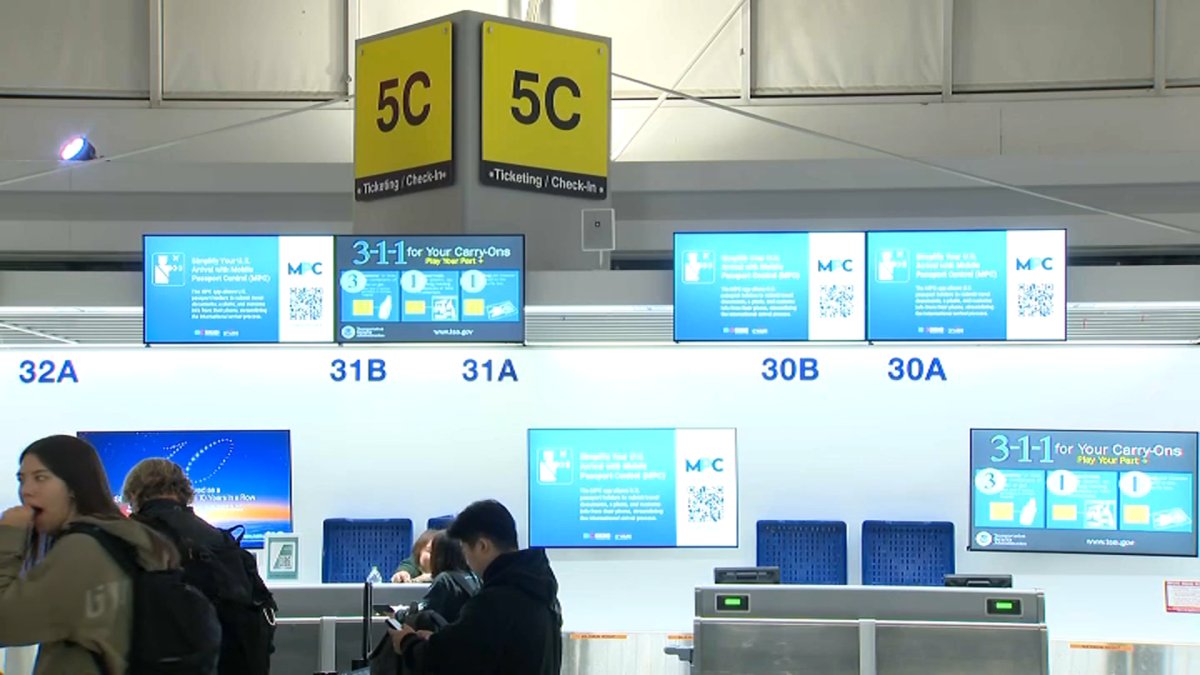 Back-to-back flight cancellations leave airline passengers stranded at OHare Airport