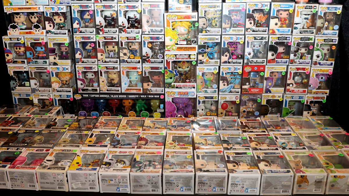 Duo allegedly stole $5K worth of Funko Pop figures from suburban apartment