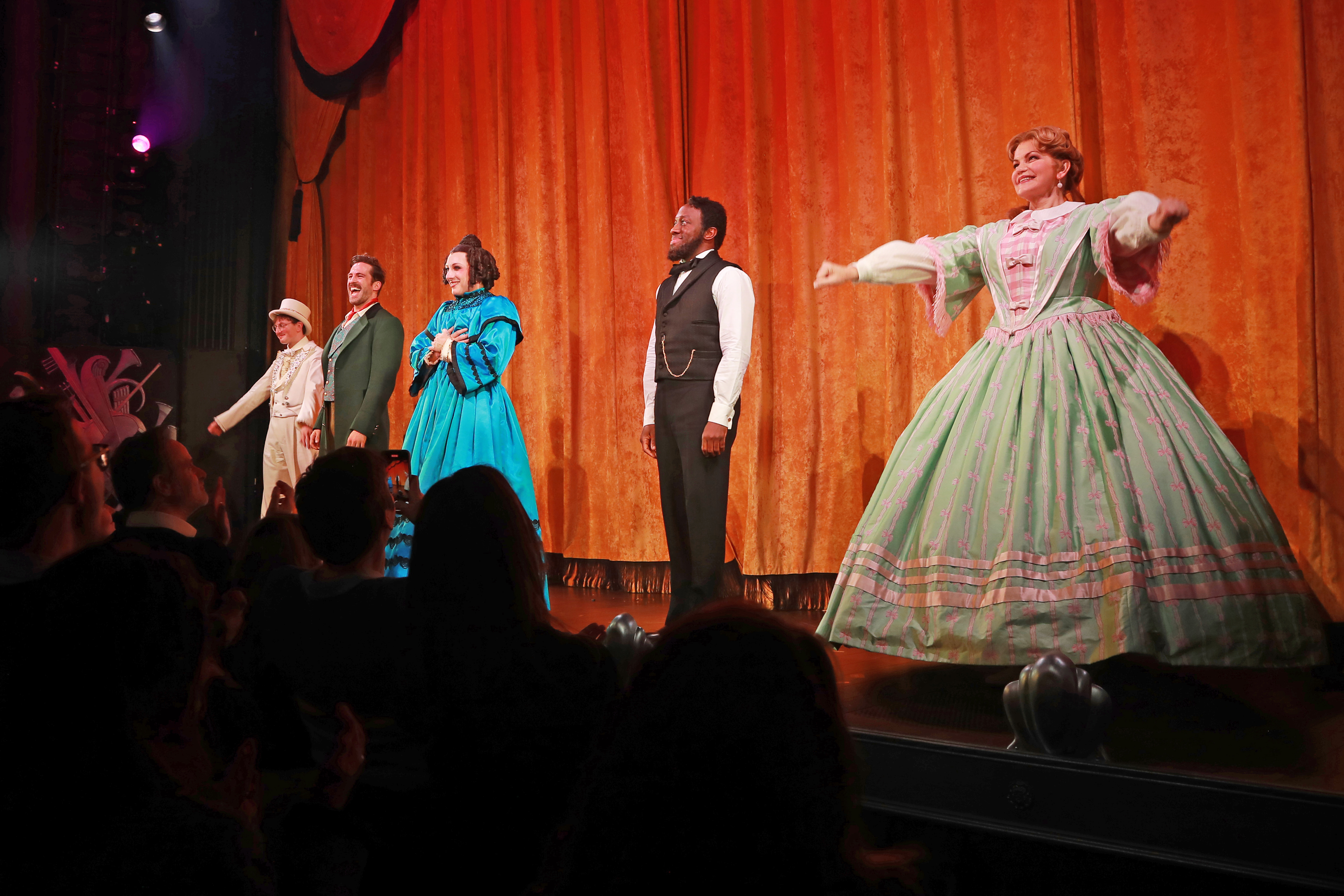 Tony Award-winning Broadway hit ‘Oh Mary!' coming to Chicago in 2027