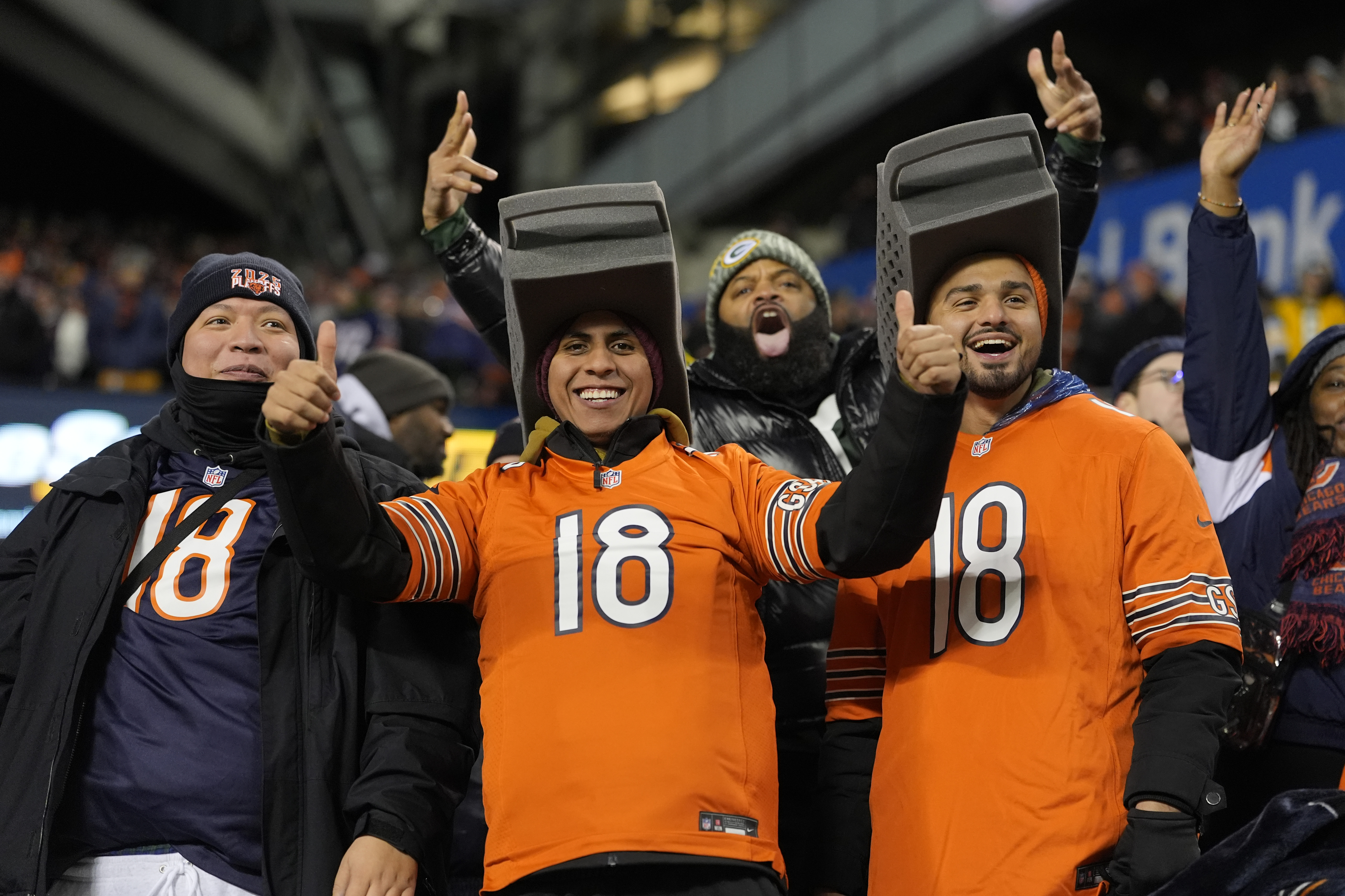 What Time Do The Bears Play Here Are The Two NBC Chicago GettyImages 2255630409 