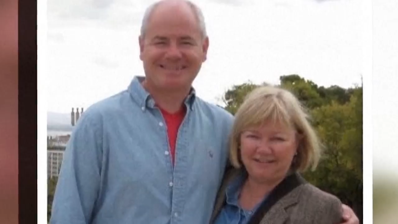 Gunman uses dog ruse to lure Indiana judge, wife to door before shooting