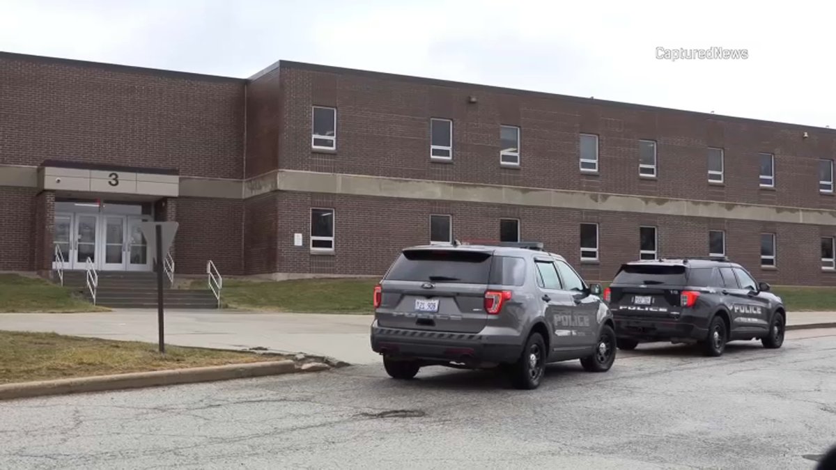 Teen girl stabs student outside classroom at north suburban high school: Police