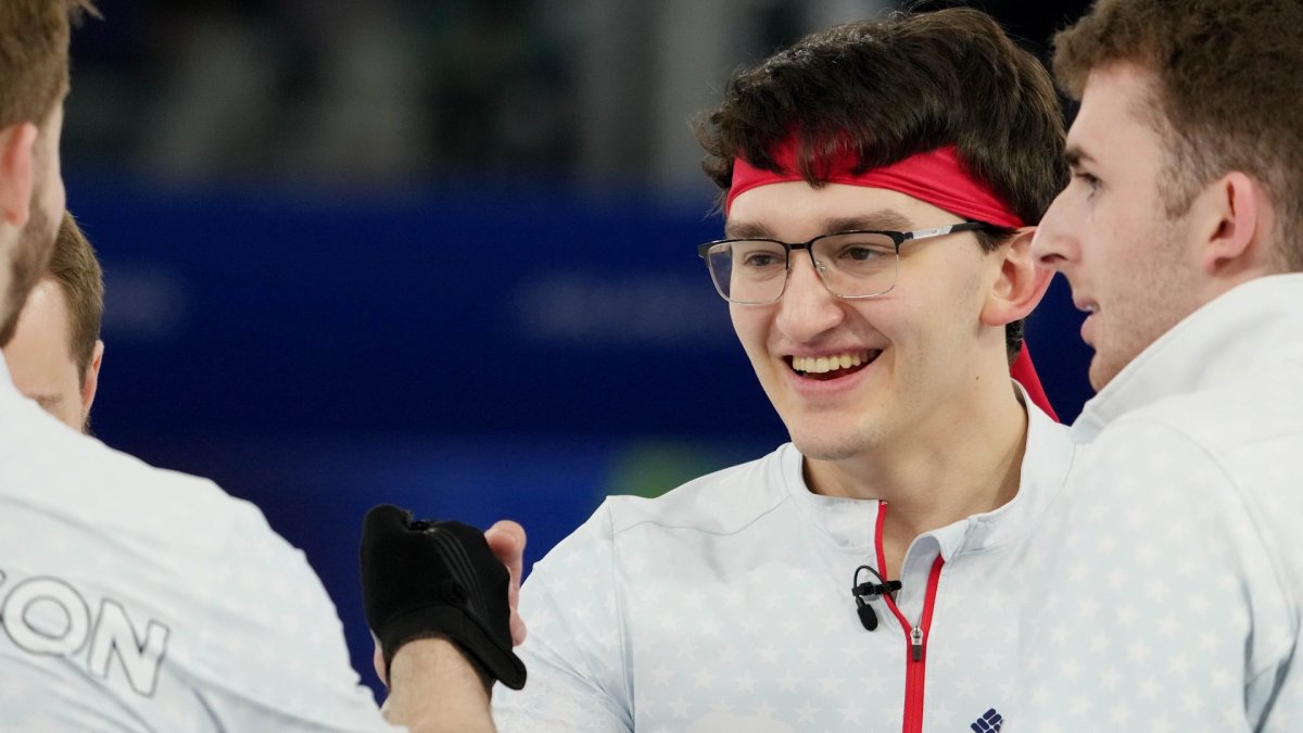 HIGHLIGHTS: Aidan Oldenburg makes his Olympic debut helping USA defeat Czechia