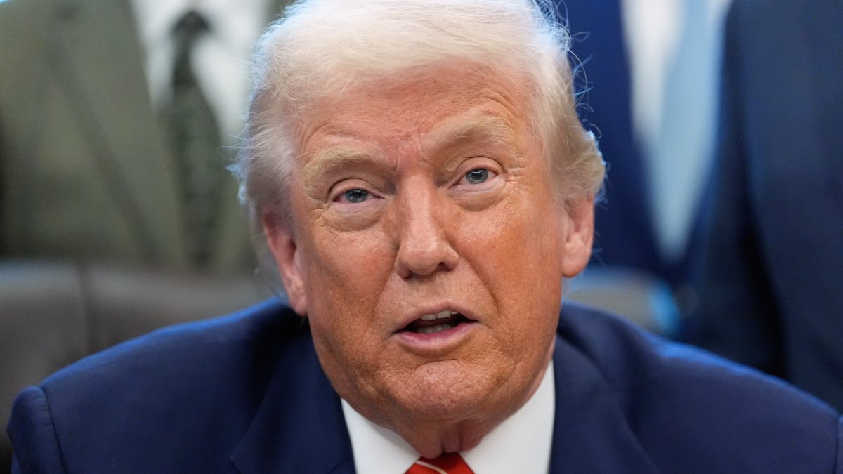 As Trump promises ‘softer touch' on immigration, Chicago residents stay wary