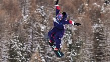 United States' Jessica Perlmutter loses her phone as she competes during the women's snowboarding slopestyle finals at the 2026 Winter Olympics, in Livigno, Italy, Wednesday, Feb. 18, 2026.