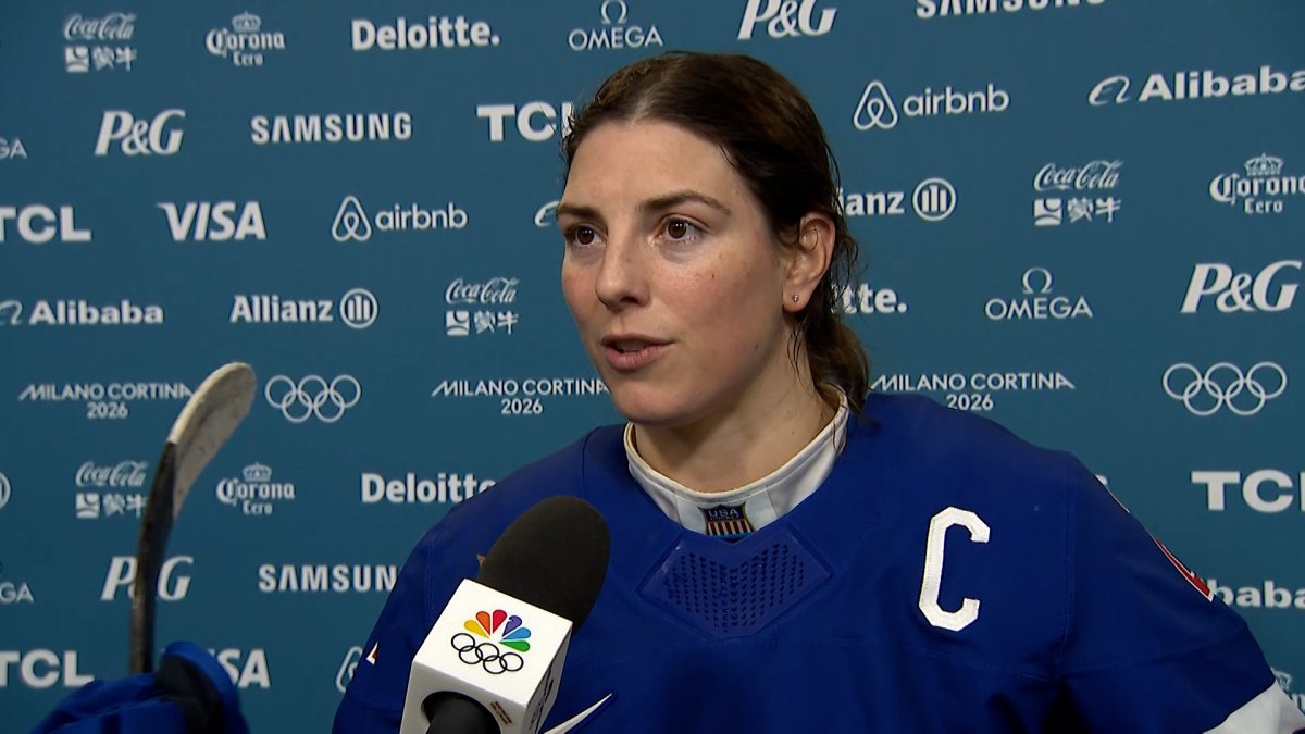 U.S. women’s hockey team react after their second win of Winter ...
