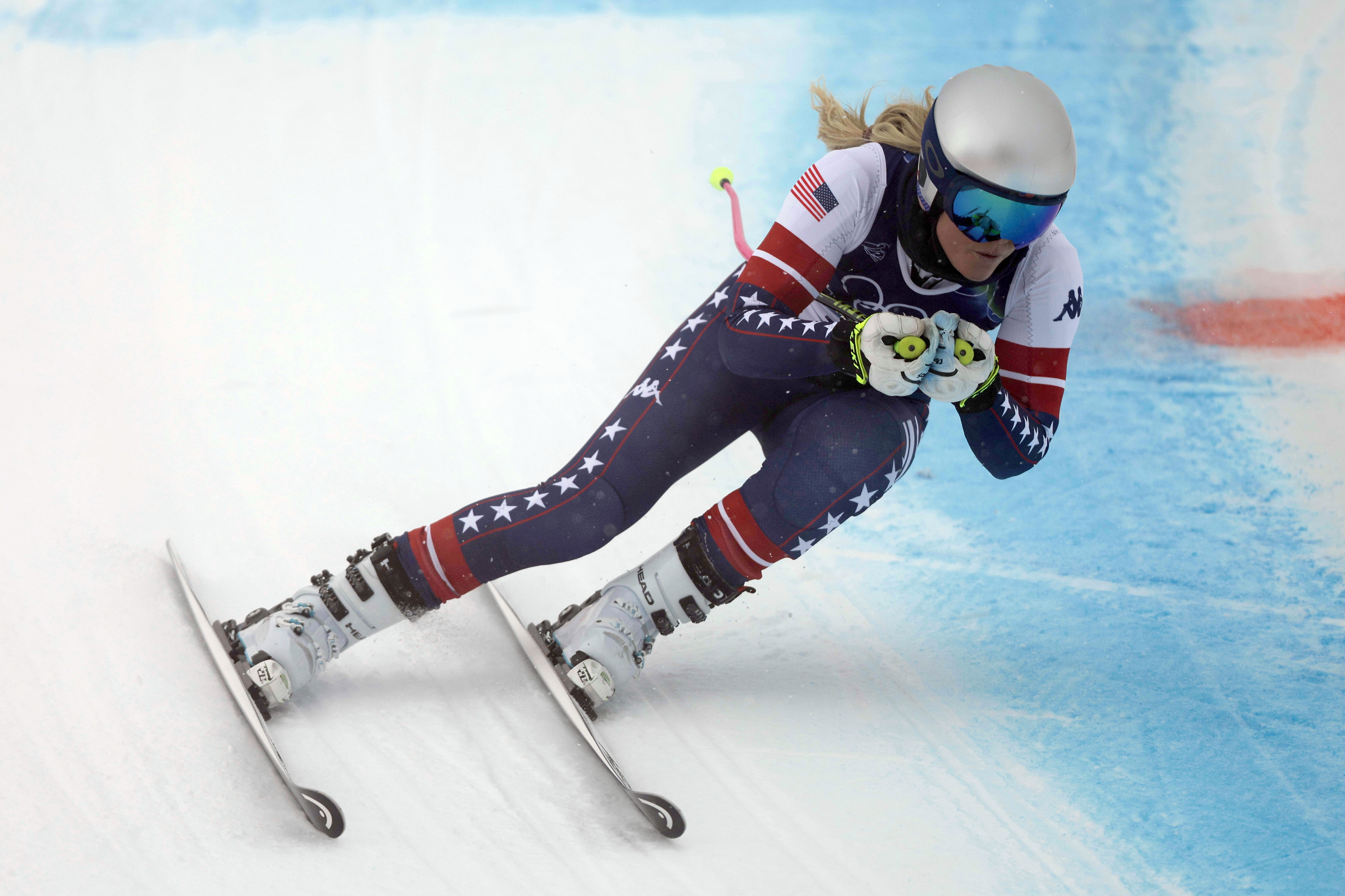 Lindsey Vonn returns to U.S. following Olympic crash and surgeries in Italy