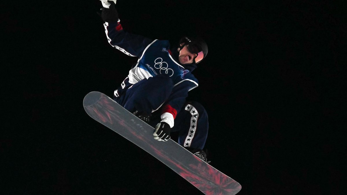 Despite having a broken arm, Ollie Martin represented Team USA in the snowboarding big air final at the 2026 Milan Cortina Olympics Saturday.