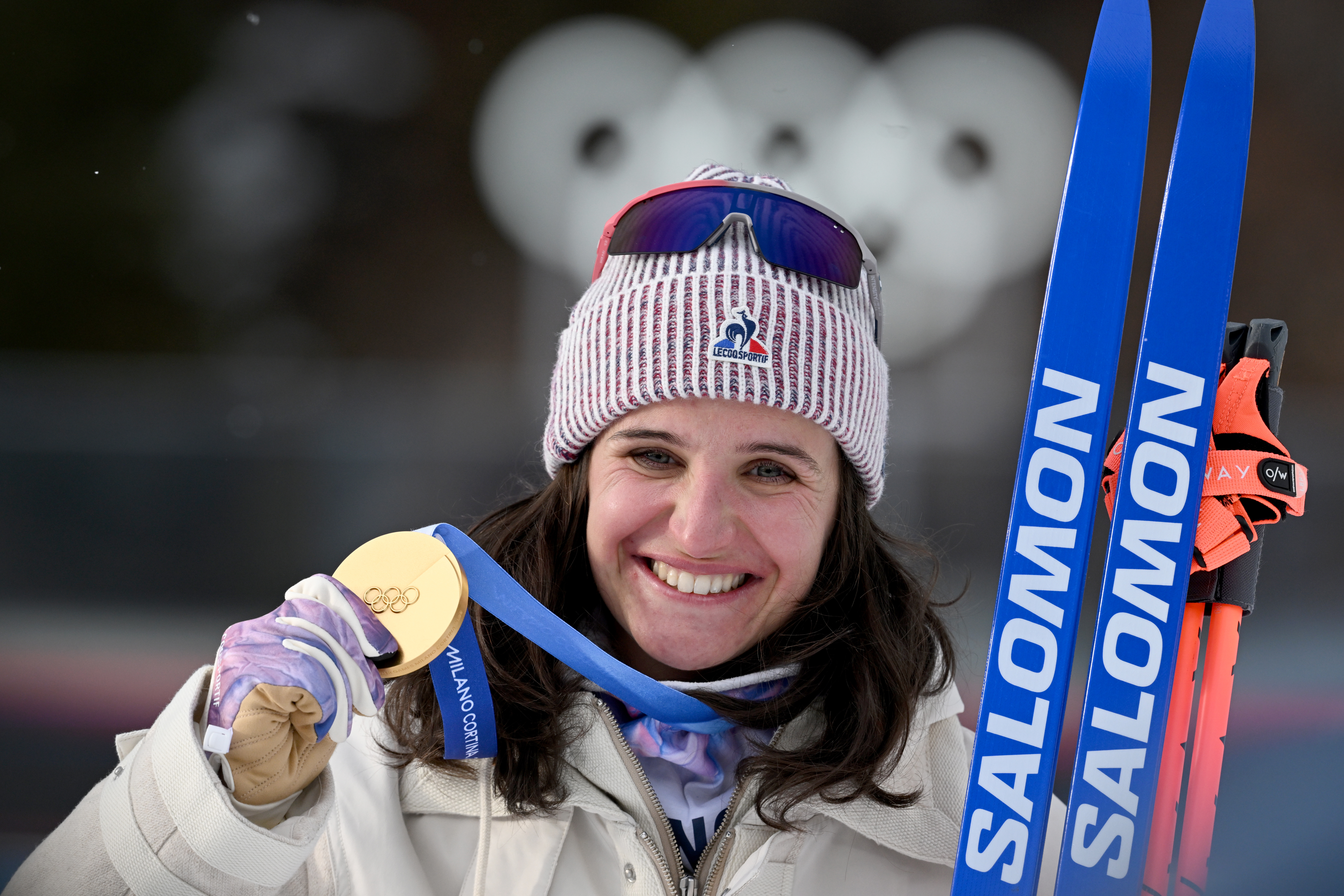 From credit card fraud to Olympic gold: The saga of French biathlete Julia Simon