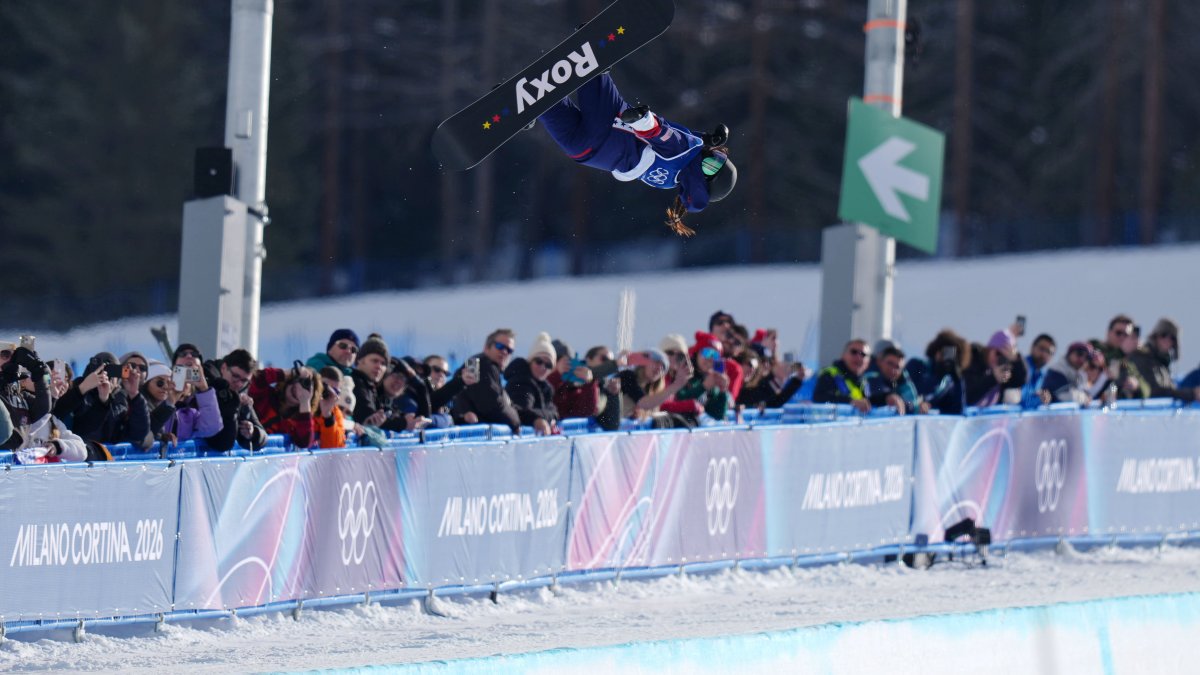 WATCH: Chloe Kim shows off skill with ‘crazy run through Olympic halfpipe qualifying WATCH: Chloe Kim shows off skill with ‘crazy run through Olympic halfpipe qualifying