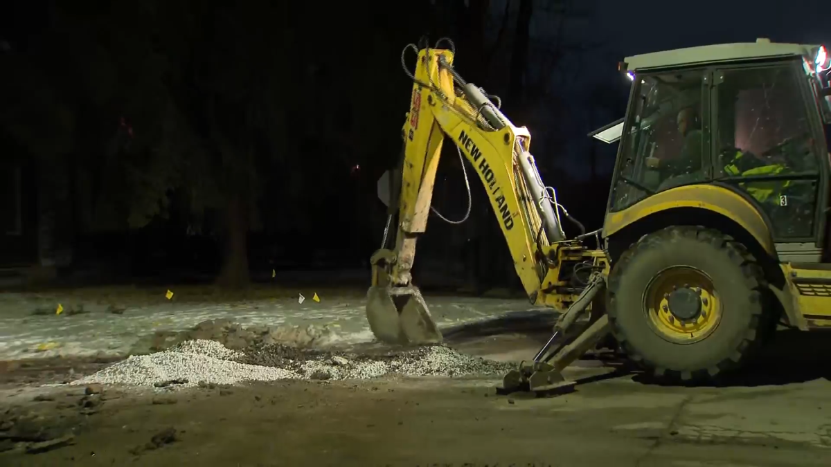 50 homes without water after third Dixmoor water main break in less than a month 50 homes without water after third Dixmoor water main break in less than a month