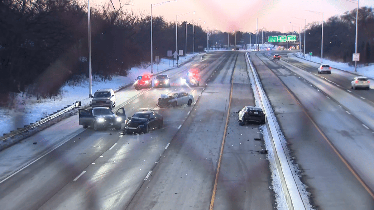 Multi-vehicle crash closes lanes on Edens Expressway Sunday – NBC Chicago