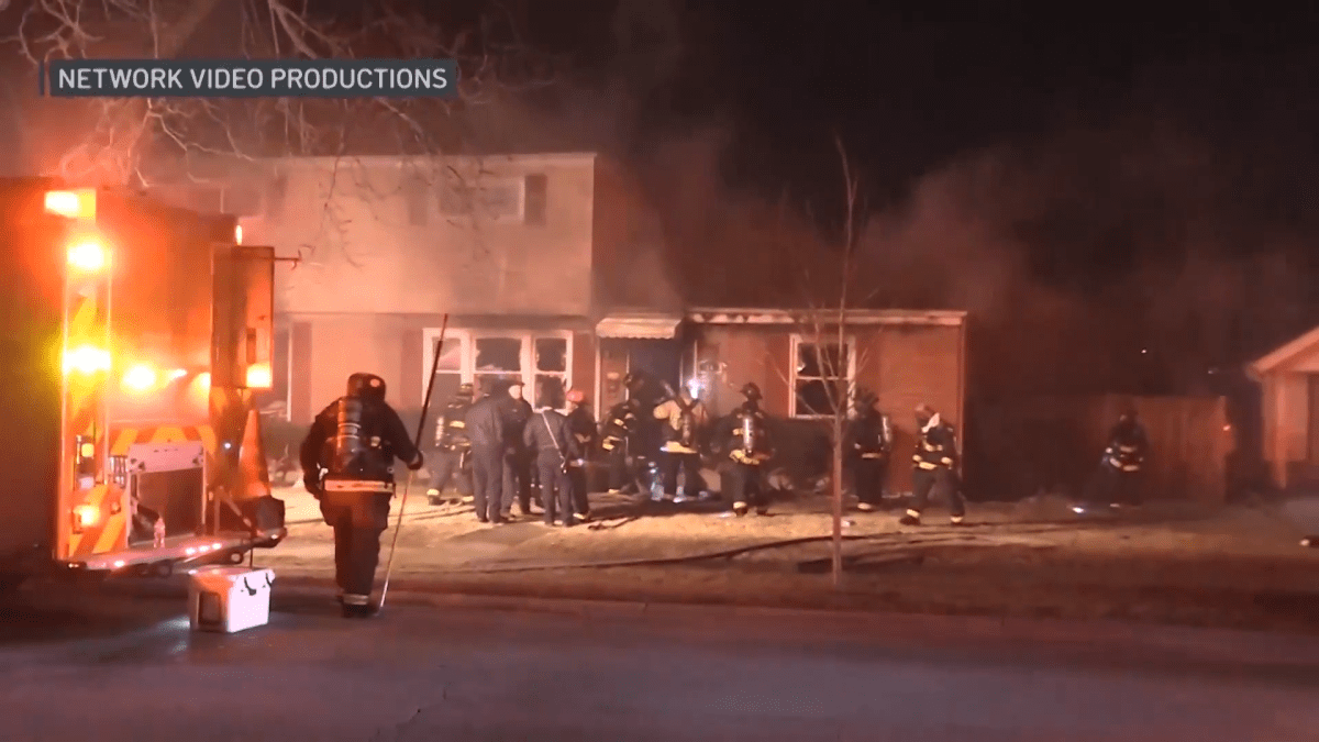 2 women killed in overnight fire in suburban Northlake, authorities say 2 women killed in overnight fire in suburban Northlake, authorities say