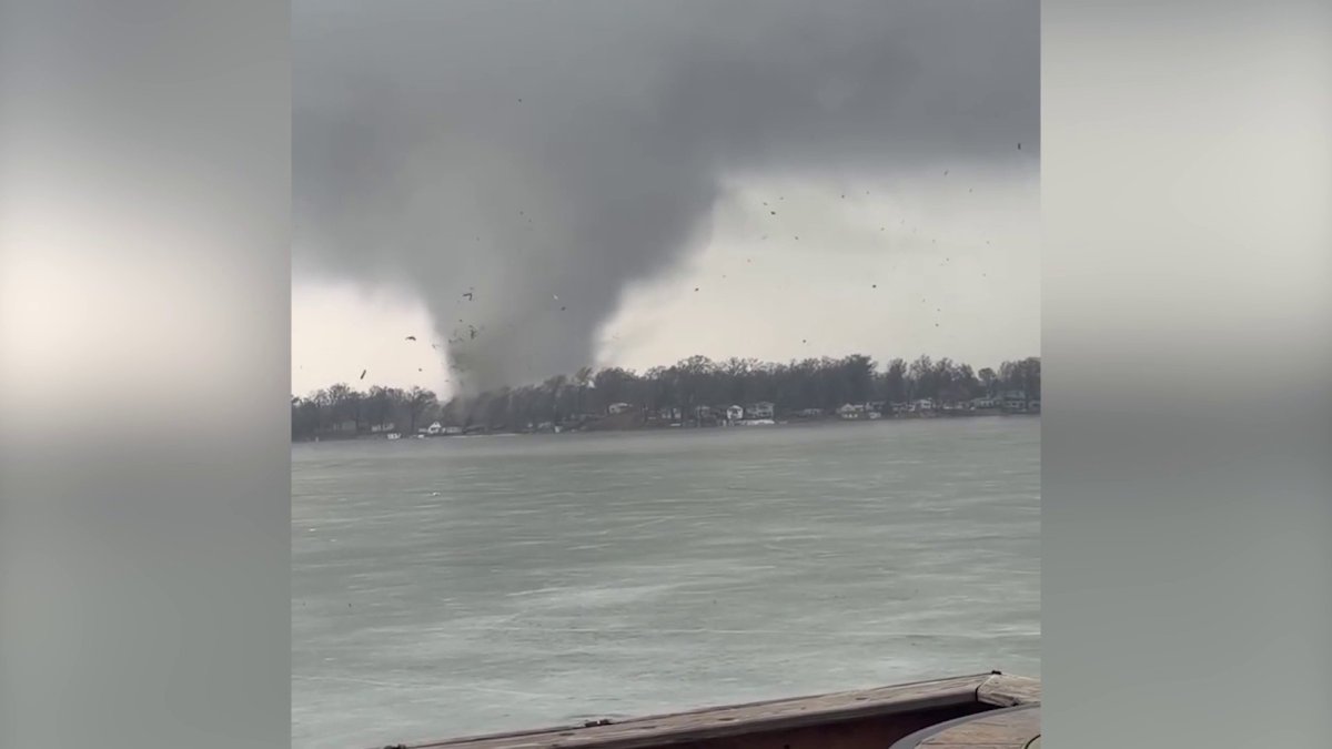 VIDEO: Tornado ripping through houses in Union City, Michigan amid ...