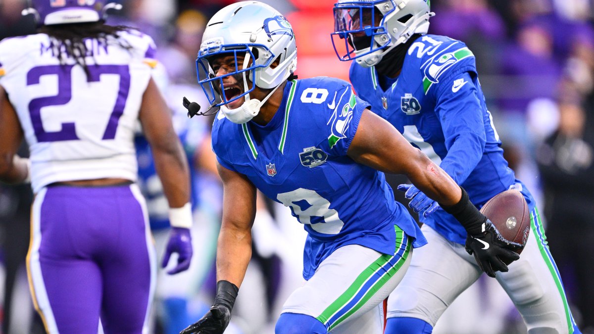 Coby Bryant, Bears reportedly agree to three-year free agent deal Coby Bryant, Bears reportedly agree to three-year free agent deal