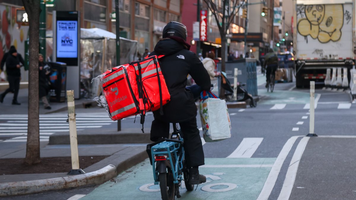 DoorDash rolls out relief program for drivers as gas prices soar – NBC ...