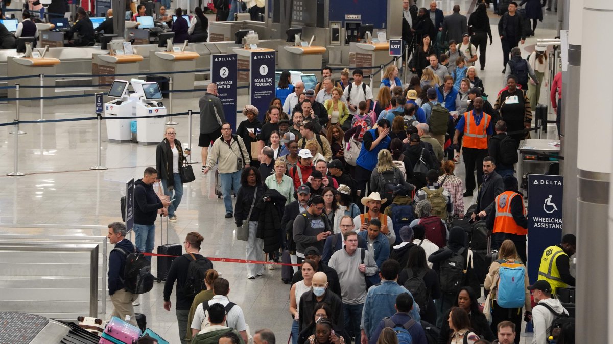 How to get TSA PreCheck and avoid long airport security lines – NBC Chicago
