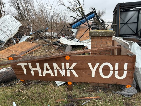 Small Falcon Indiana Videos of tornadoes in Illinois, Indiana show ‘horrifying’ scenes – NBC ...
