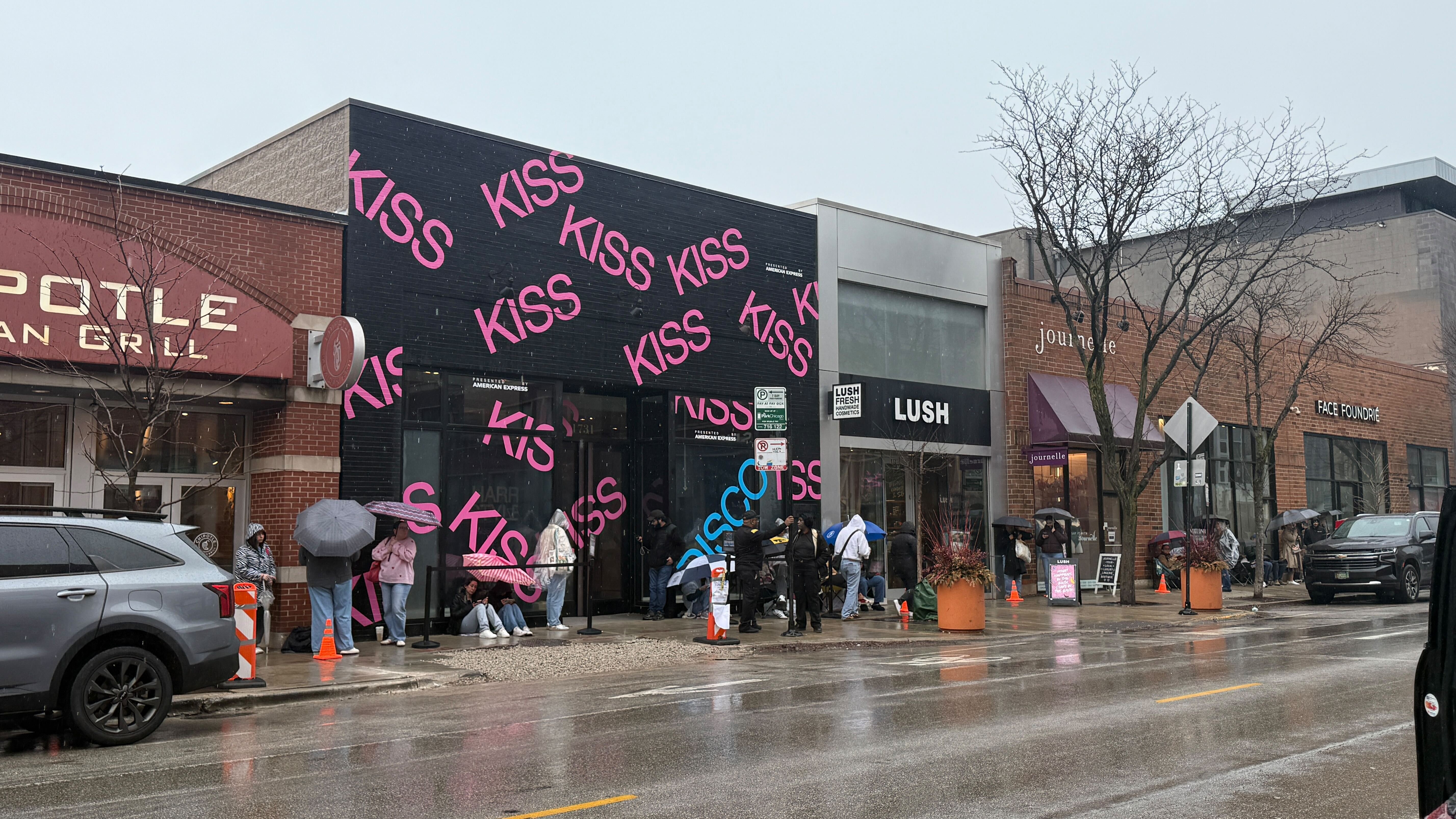 Dozens line up for Harry Styles' KATTDO pop-up in Chicago hours before grand opening