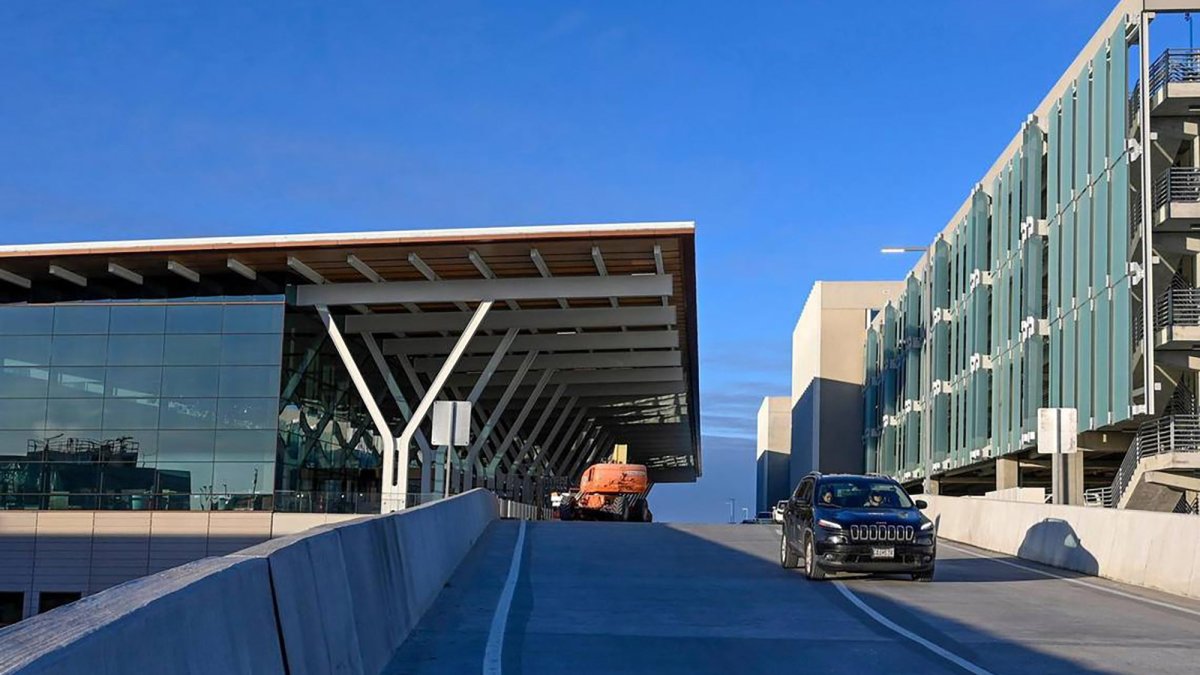 Kansas City airport reopens hours after evacuation prompted by potential threat