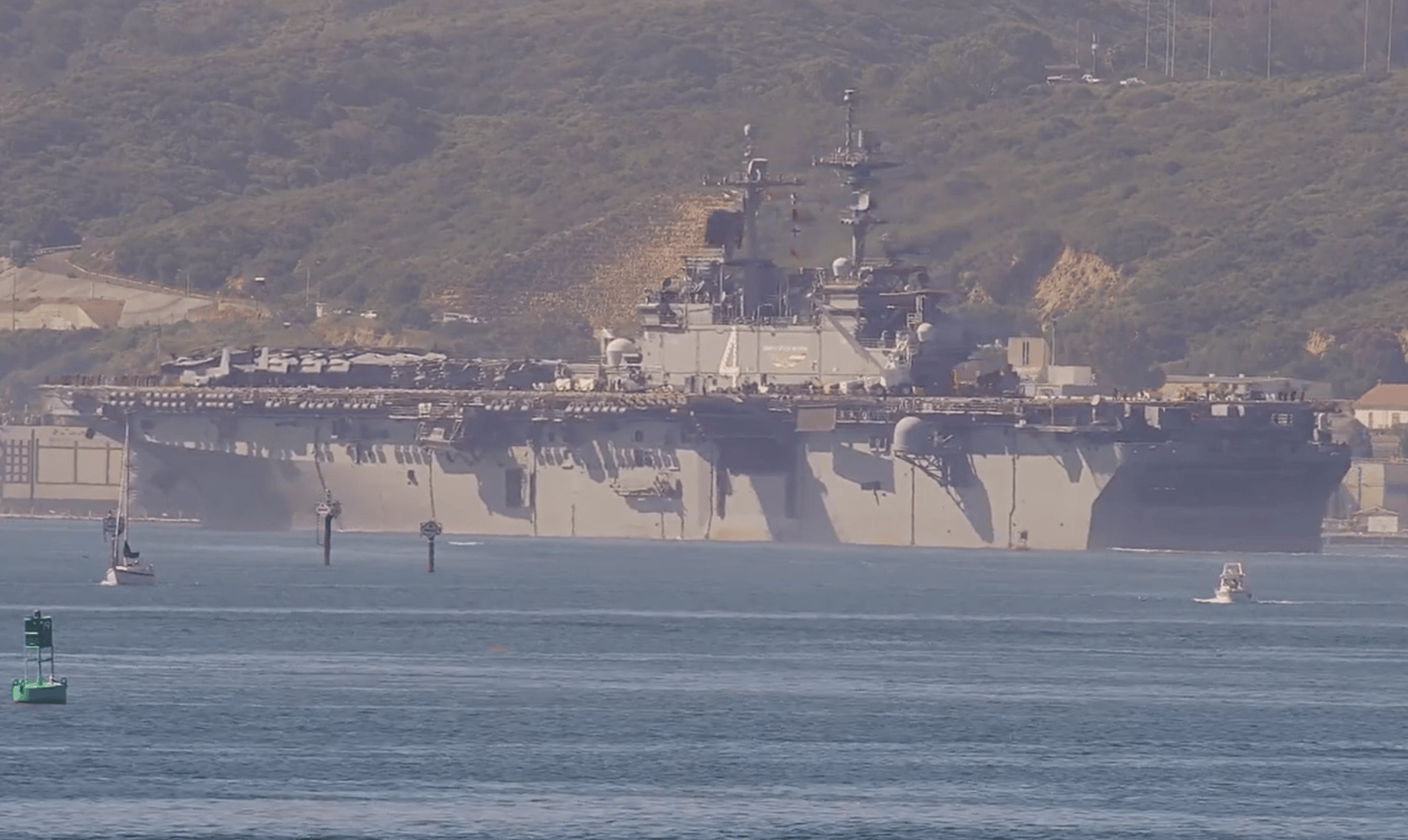 Uss Boxer Racks Thousands of U.S. troops deploy to the Middle East on USS Boxer – NBC ...