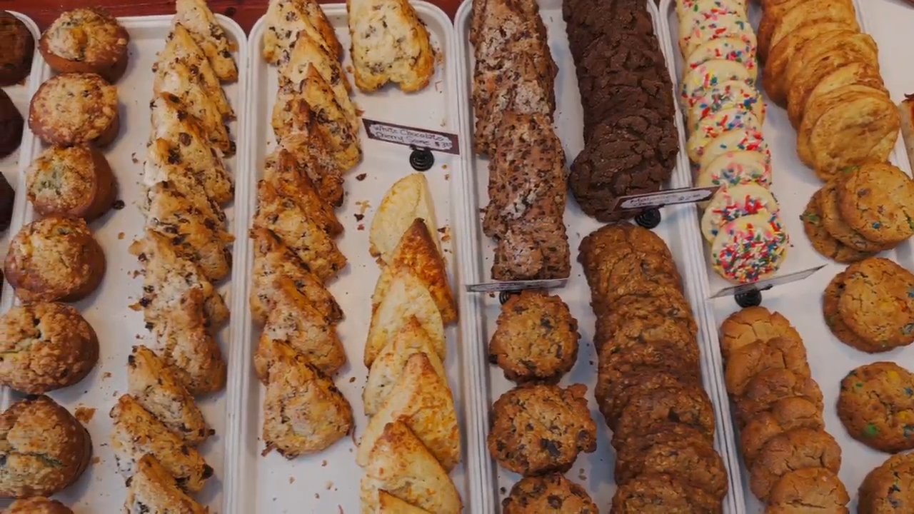 The ‘Food Guy' tour of Evanston, a town obsessed with bakeries