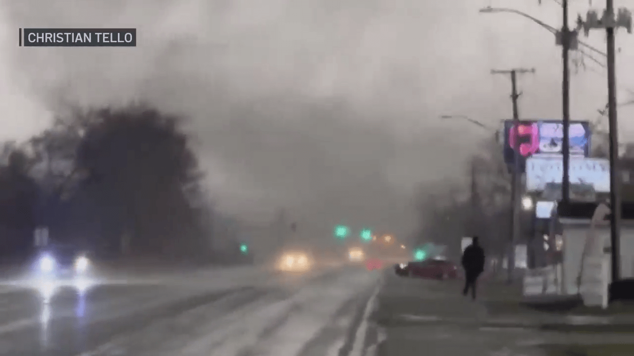 Over 10K without power after intense storms hit Kankakee County, NW Indiana