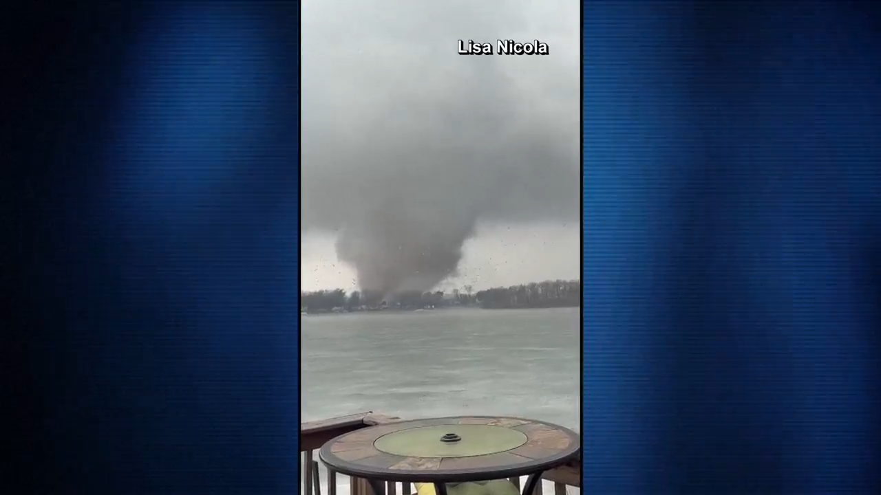 At least 4 killed, numerous injured as multiple tornadoes reported in southern Michigan