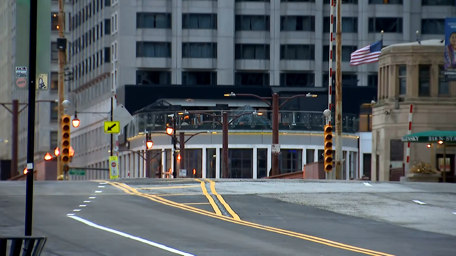 Chicago's busy State Street Bridge finally reopens after major remodel