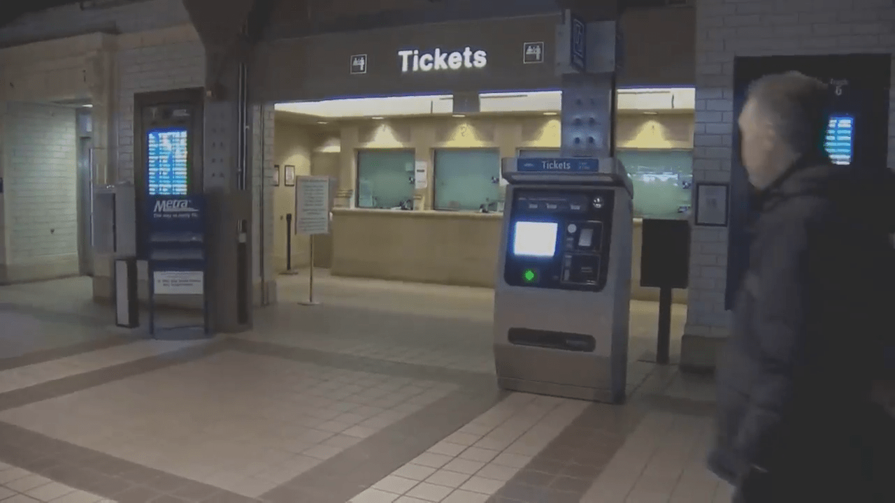Metra to explore major change to fare collection for passengers
