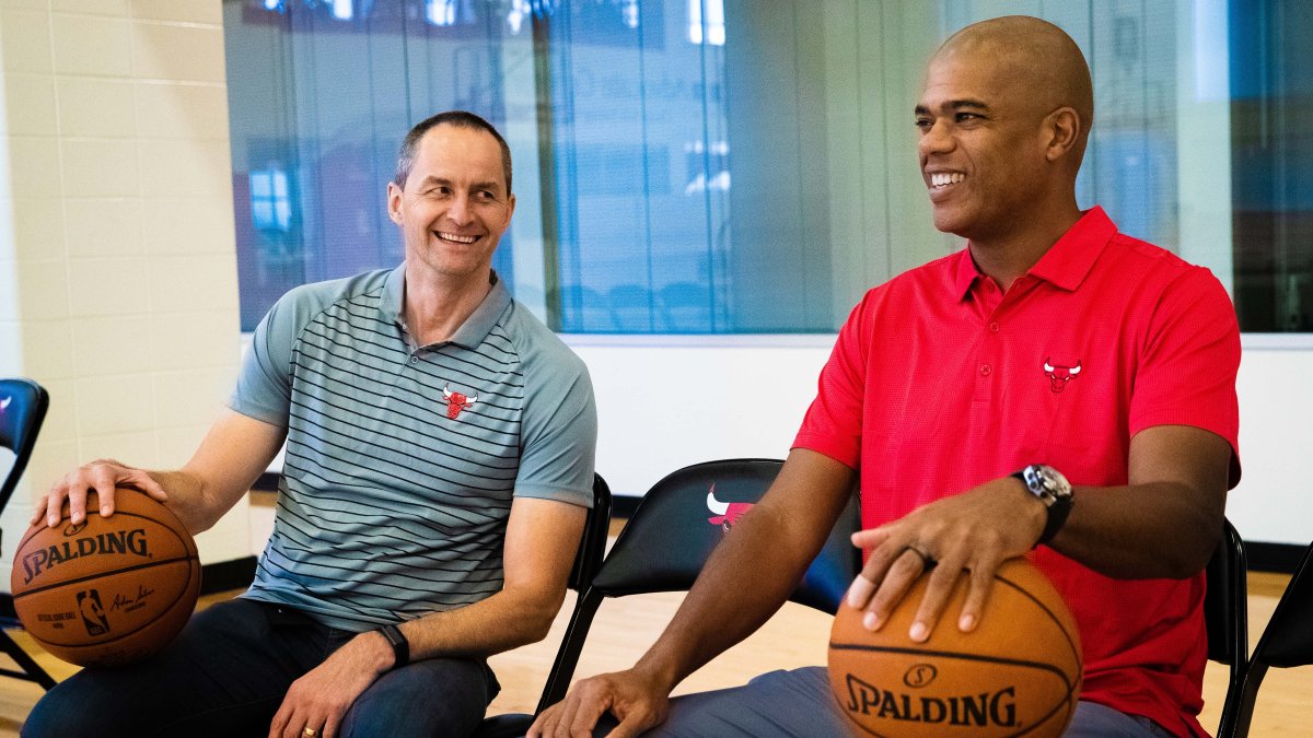 Bulls fire front office executives Artūras Karni&scaron;ovas and Marc Eversley