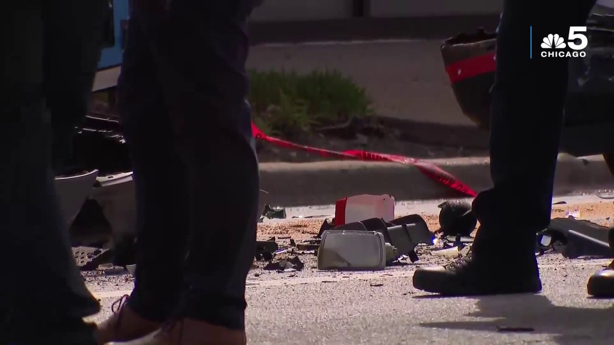 Driver crashes into vehicles before shooting themself in Oak Park – NBC ...