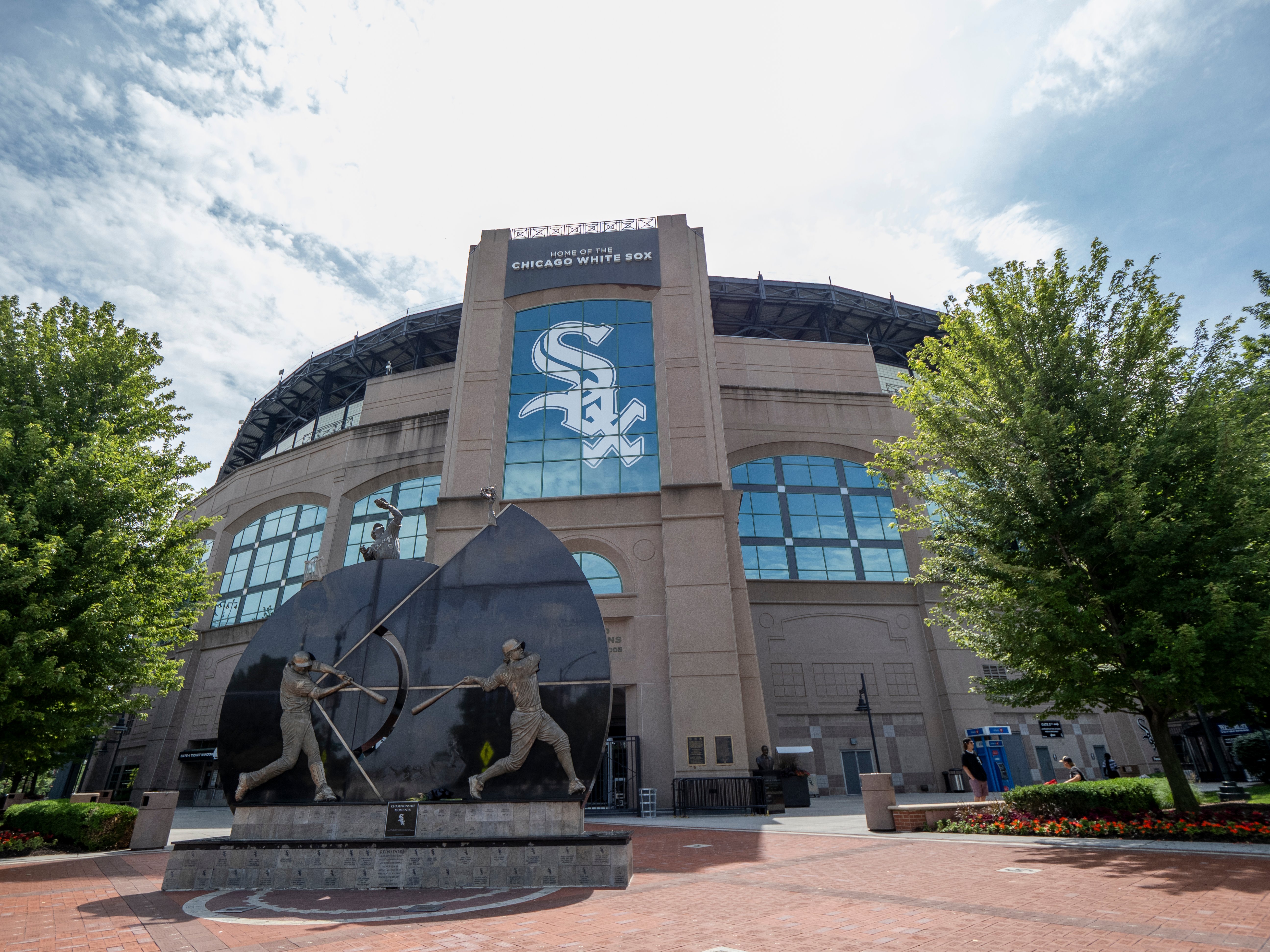 White Sox home opener to take place Friday: Start time, channel and more