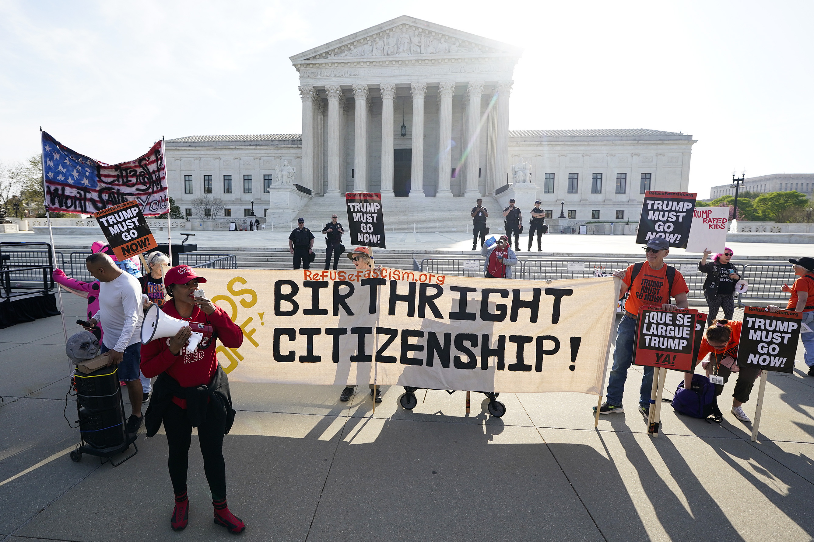 Supreme Court hears arguments in Trump's bid to limit birthright citizenship