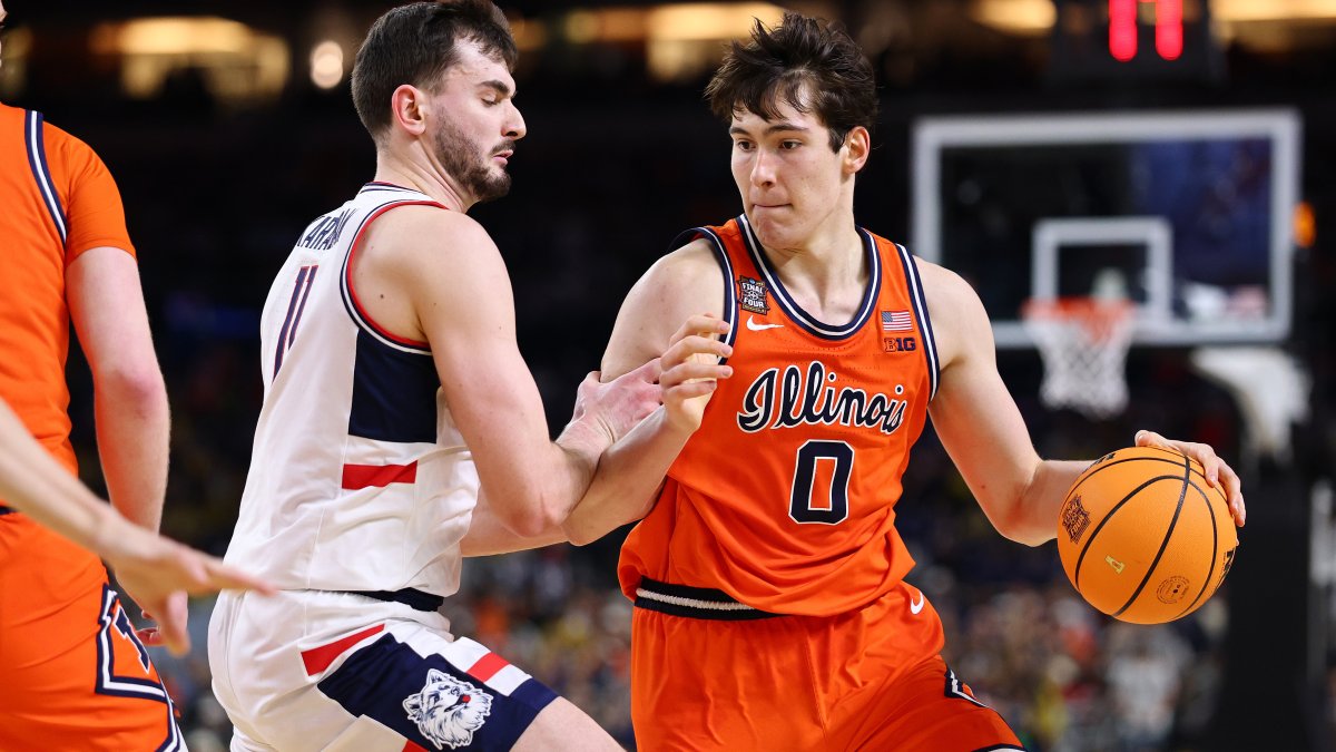 David Mirkovic announces decision with homage to Michael Jordan David Mirkovic announces decision with homage to Michael Jordan