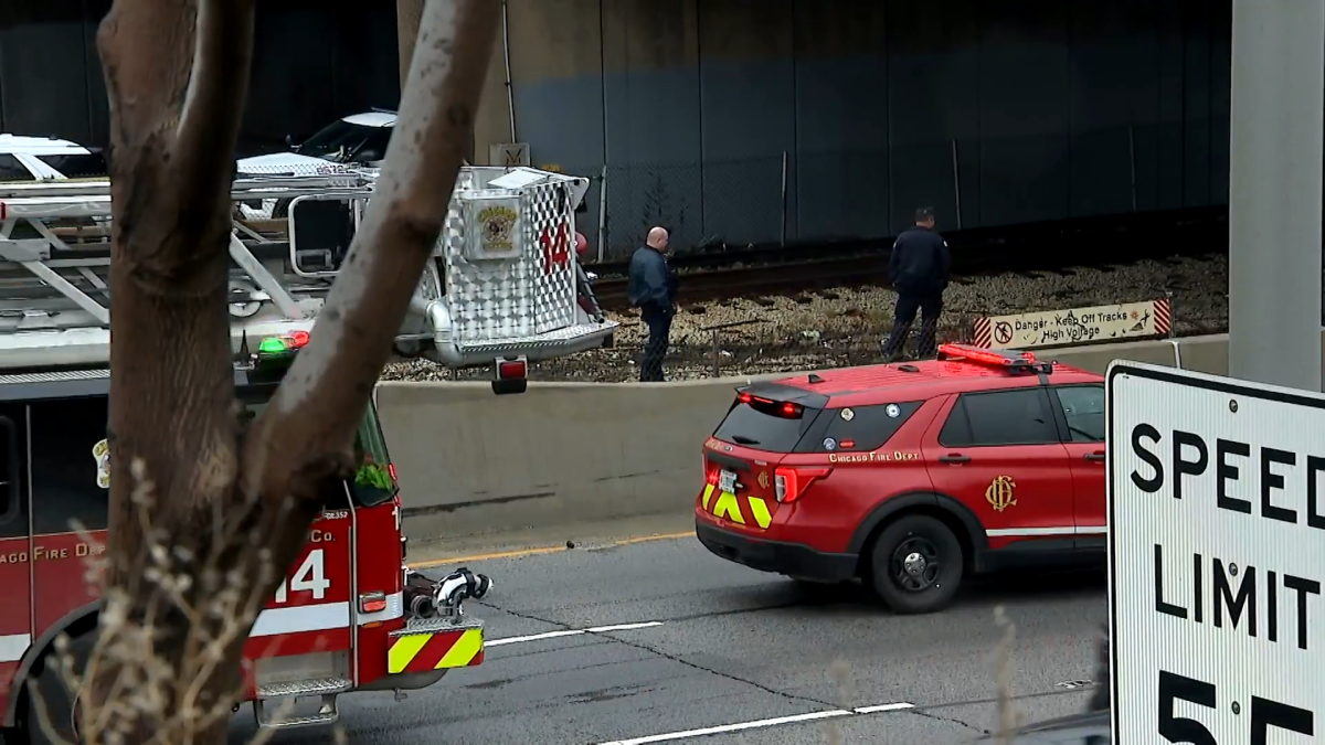 Investigation underway after man found dead on CTA Blue Line tracks